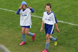 2025爱游戏体育在线网站登录法国队主帅重奖表现出色的年轻球员 第2张